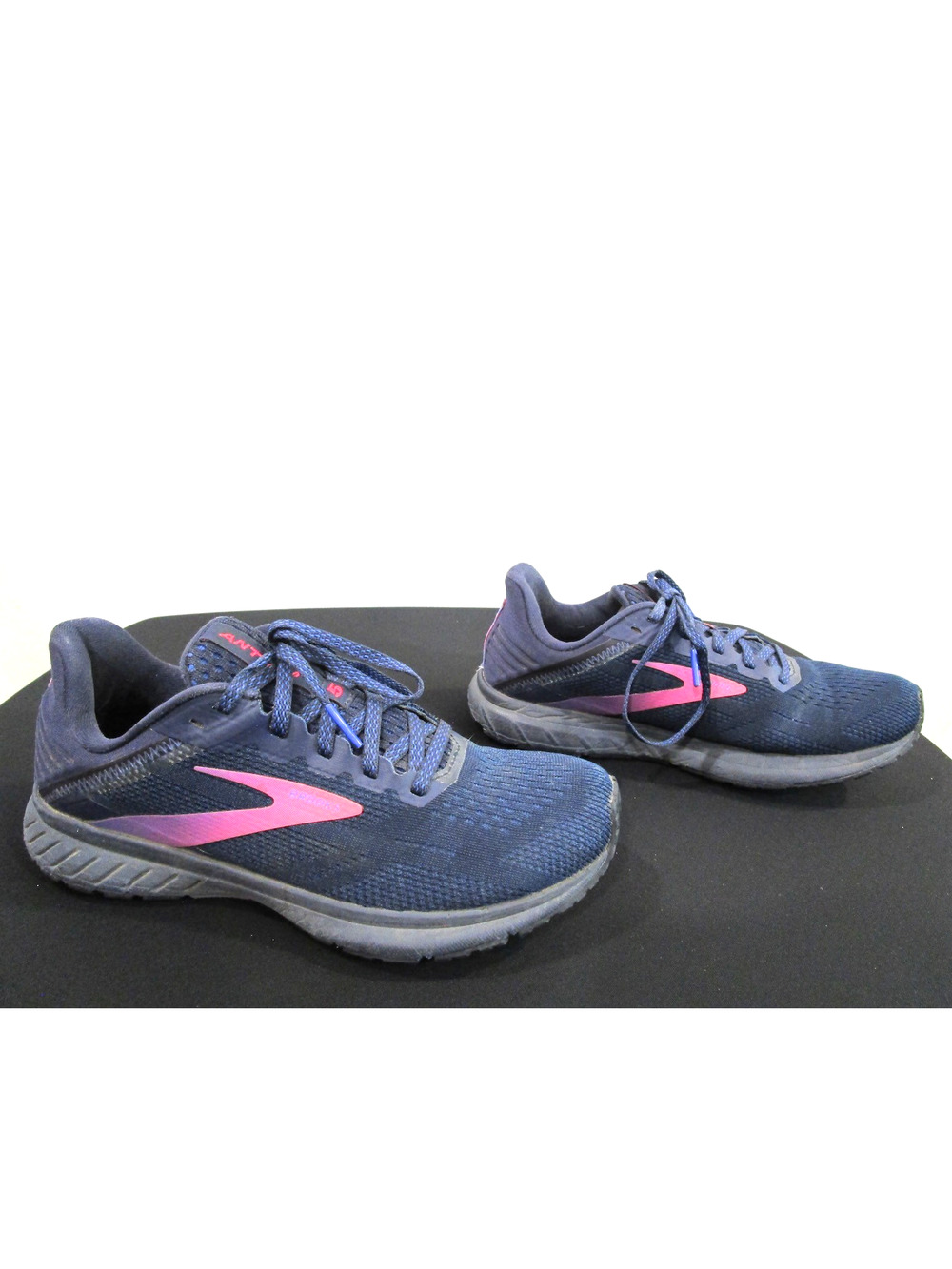 Brooks Anthem 5 Navy Blue, Peacoat Pink Running Sneakers Women Sz 7.5